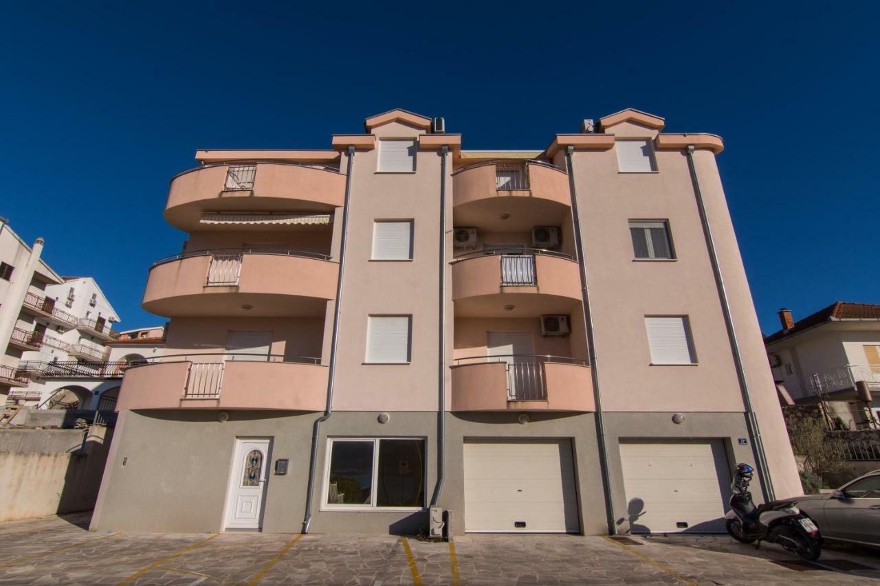 Apartment Aba Трогір Екстер'єр фото