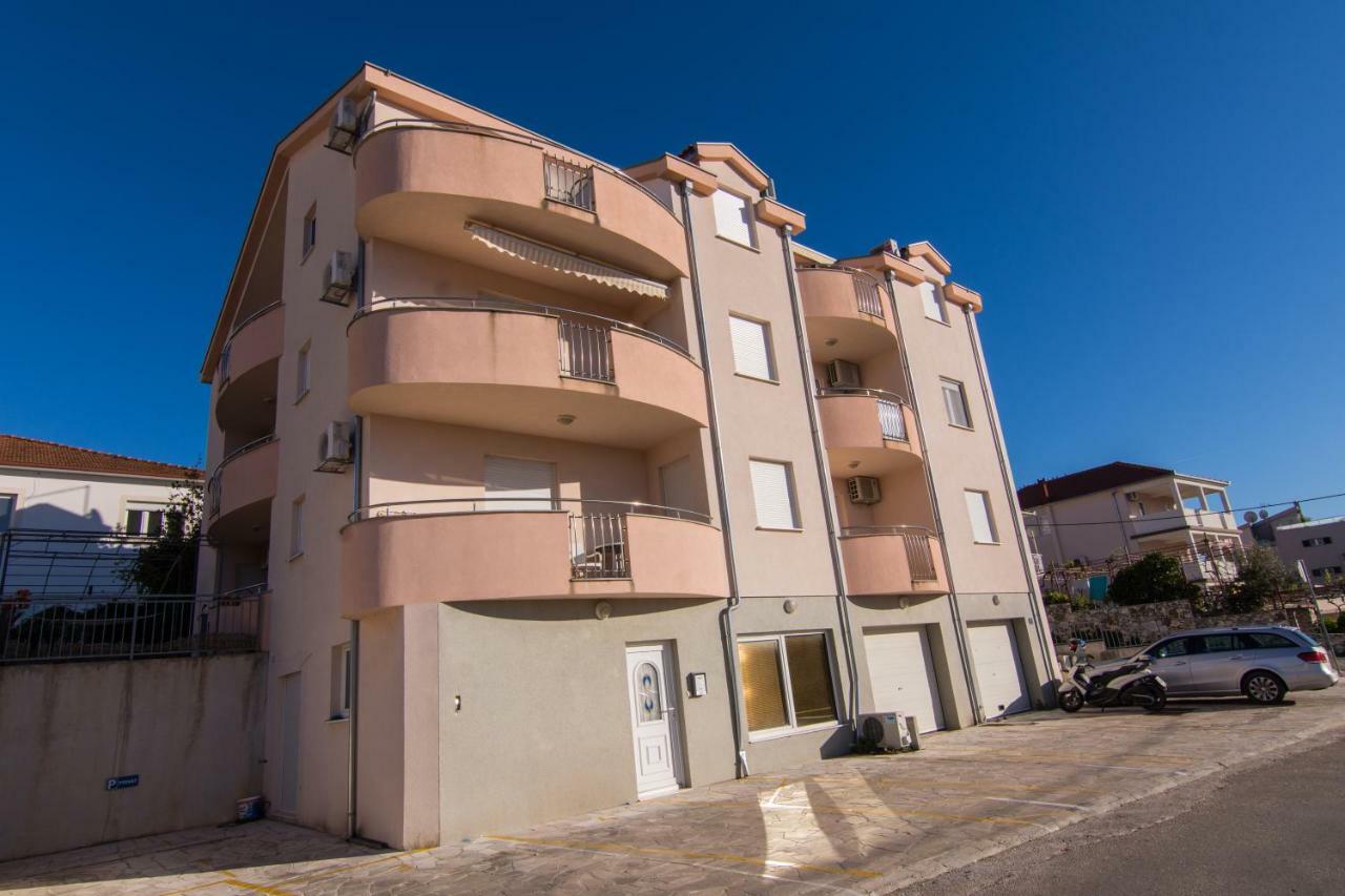 Apartment Aba Трогір Екстер'єр фото